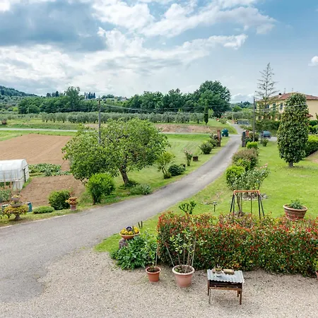 Casa Tra Le Colline Pisane サン・ミニアート