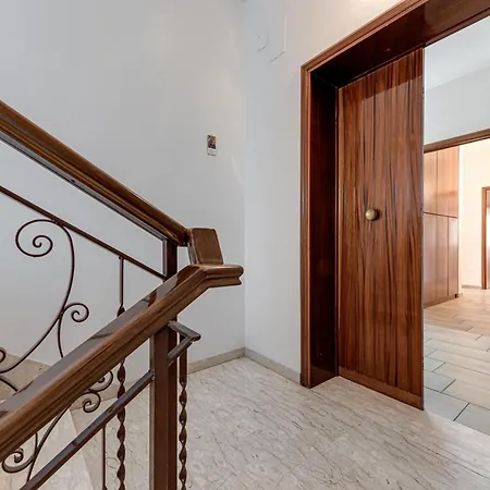 בית נופש Casa Tra Le Colline Pisane סן מיניאטו